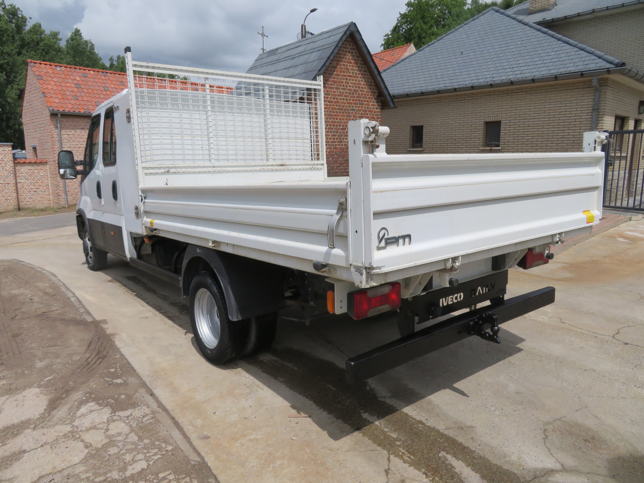 IVECO Daily 35C16 3.0 Dubbel cabine - Tarbesõiduk kallur, Meeskonnaauto: pilt 5 IVECO Daily 35C16 3.0 Dubbel cabine - Tarbesõiduk kallur, Meeskonnaauto: pilt 5