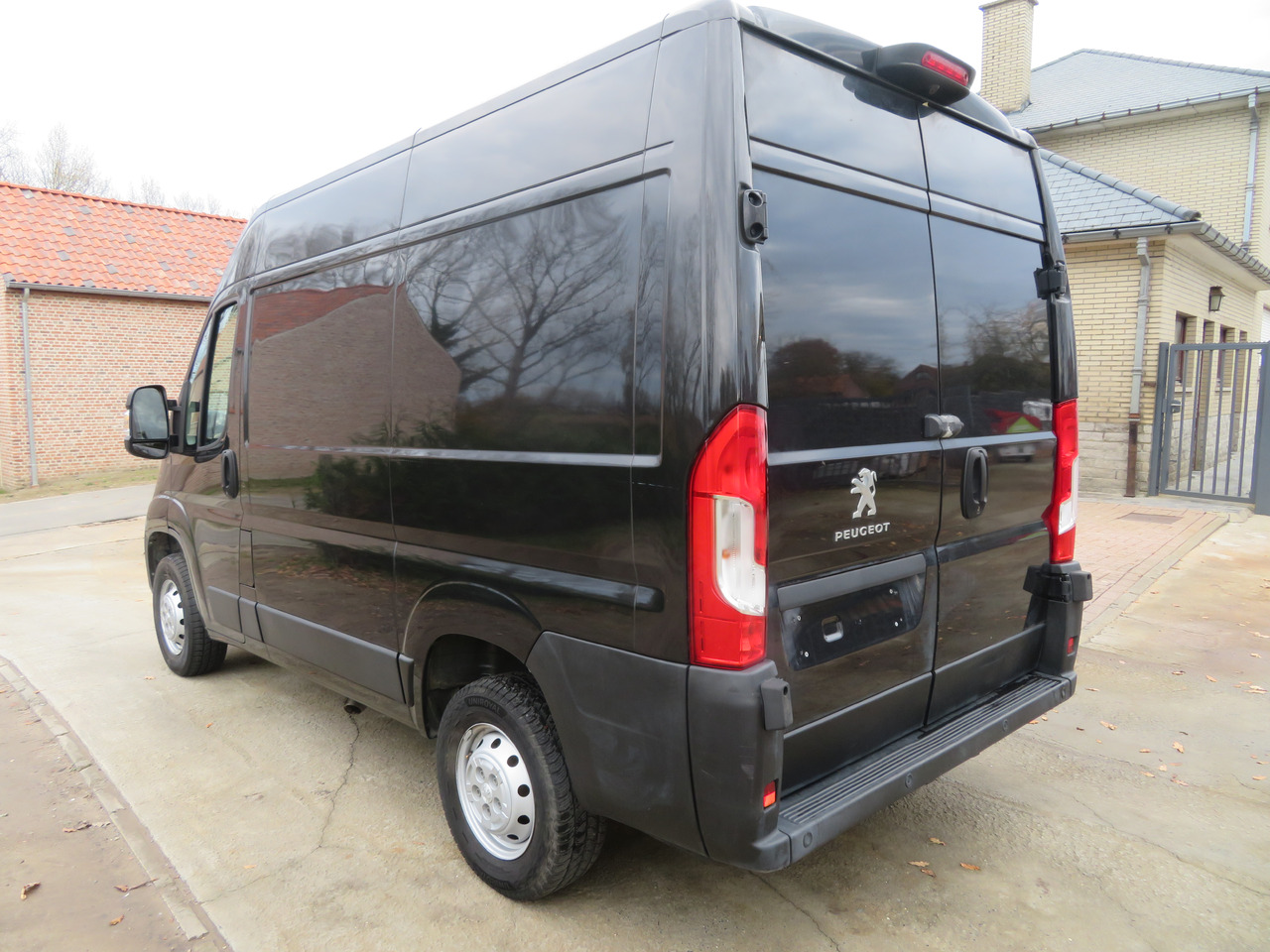 Peugeot Boxer 2.2 BlueHDI L1H2 premium - Väike kaubik: pilt 5 Peugeot Boxer 2.2 BlueHDI L1H2 premium - Väike kaubik: pilt 5