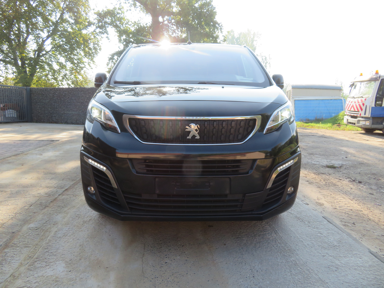 Peugeot Expert 2.0 BlueHDi - L3 - Automaat - Kaubik: pilt 2 Peugeot Expert 2.0 BlueHDi - L3 - Automaat - Kaubik: pilt 2