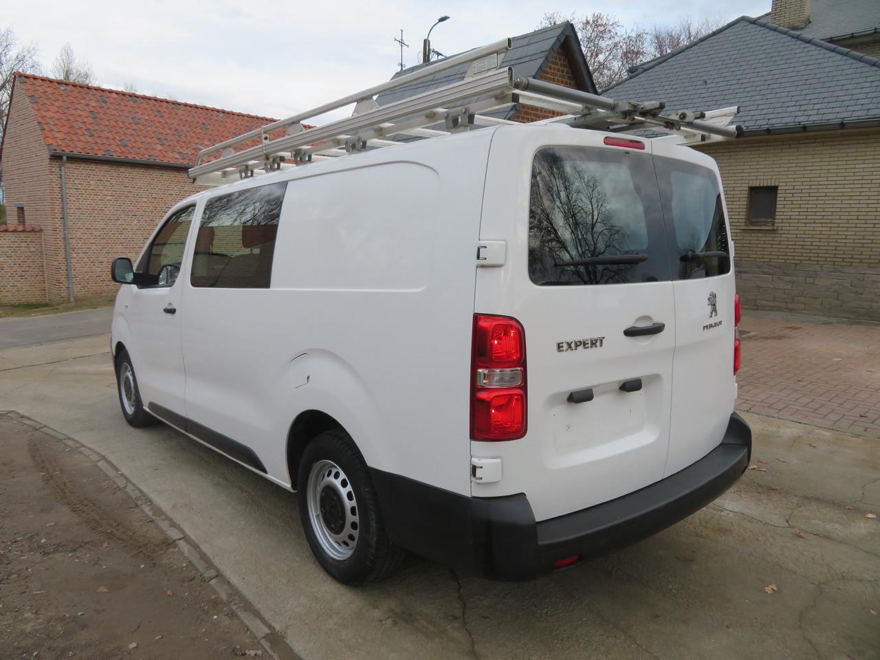 Peugeot Expert 2.0 BlueHDi - L3 - dubbel cabine - Kaubik, Meeskonnaauto: pilt 5 Peugeot Expert 2.0 BlueHDi - L3 - dubbel cabine - Kaubik, Meeskonnaauto: pilt 5