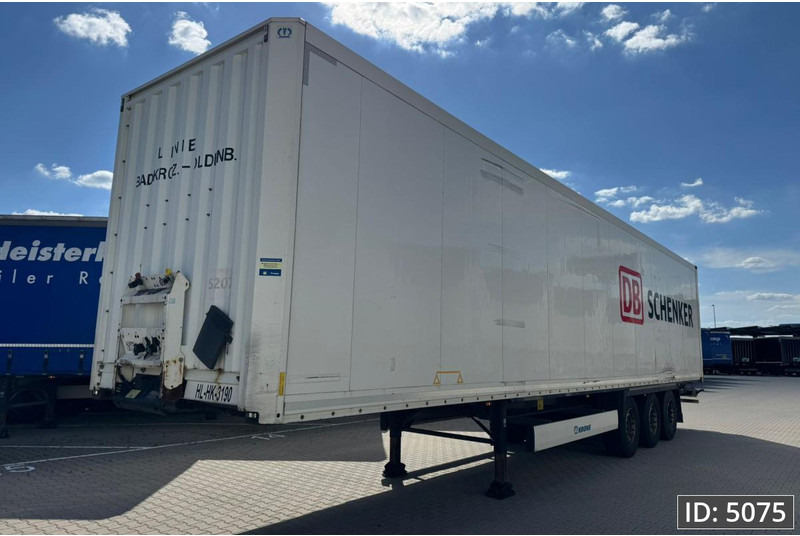 Krone SD / Disk brakes - Furgoonpoolhaagis: pilt 1 Krone SD / Disk brakes - Furgoonpoolhaagis: pilt 1