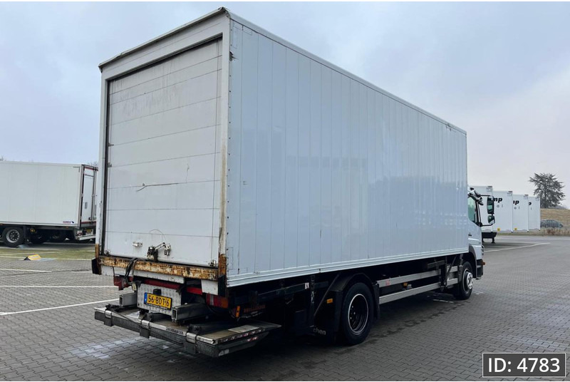 Mercedes-Benz Atego 1218 Day Cab, Euro 5, BDF / EPS automatic / standklima / DHOLLANDIA 2000KG - Konteinerveduk/ Tõstukiga veoauto: pilt 3 Mercedes-Benz Atego 1218 Day Cab, Euro 5, BDF / EPS automatic / standklima / DHOLLANDIA 2000KG - Konteinerveduk/ Tõstukiga veoauto: pilt 3