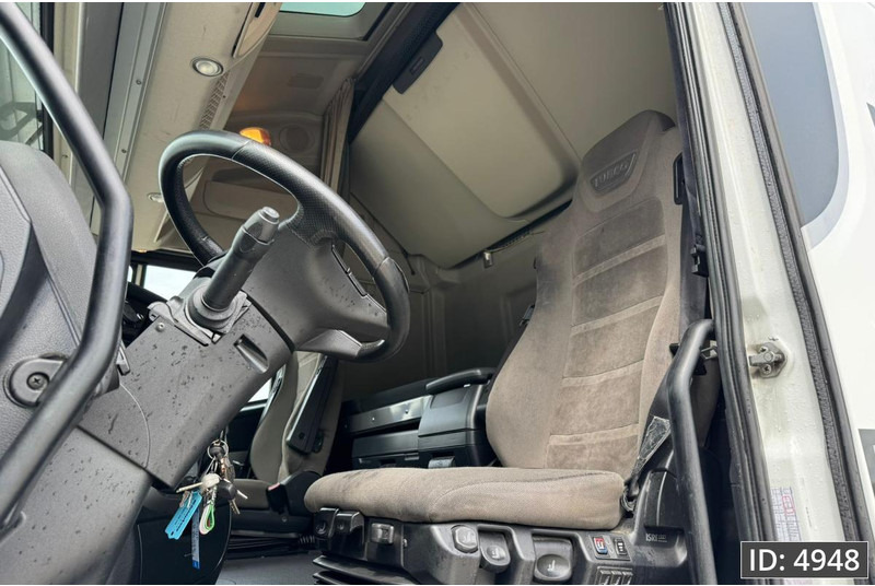 Iveco AS440STX/P Hi-Way Stralis, Euro 6, / 2 Tanks / Perfect condition / NL Truck - Sadulveok: pilt 5 Iveco AS440STX/P Hi-Way Stralis, Euro 6, / 2 Tanks / Perfect condition / NL Truck - Sadulveok: pilt 5