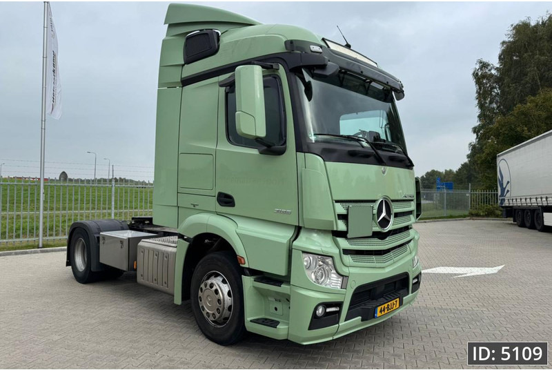 Mercedes-Benz Actros 1836 StreamSpace, Euro 6 - Sadulveok: pilt 4 Mercedes-Benz Actros 1836 StreamSpace, Euro 6 - Sadulveok: pilt 4