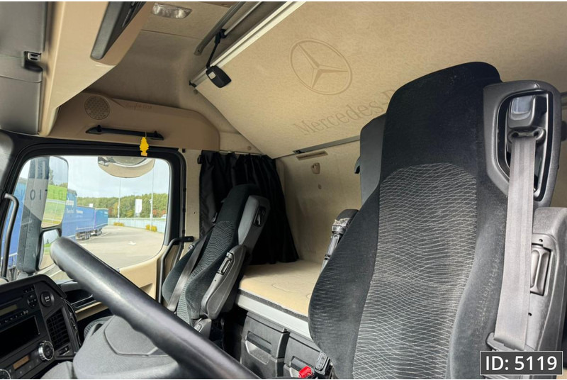 Mercedes-Benz Actros 1845 GigaSpace, Euro 6, / Fridge / 2 Tanks / 3 Pieces - Sadulveok: pilt 5 Mercedes-Benz Actros 1845 GigaSpace, Euro 6, / Fridge / 2 Tanks / 3 Pieces - Sadulveok: pilt 5