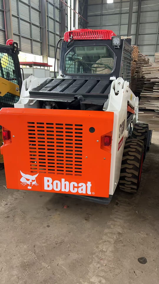 BOBCAT Skid Steer Loader S130 liising BOBCAT Skid Steer Loader S130: pilt 11