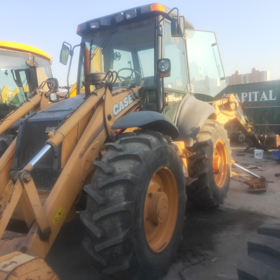 CASE 695 - Ekskavaator-laadur: pilt 5 CASE 695 - Ekskavaator-laadur: pilt 5