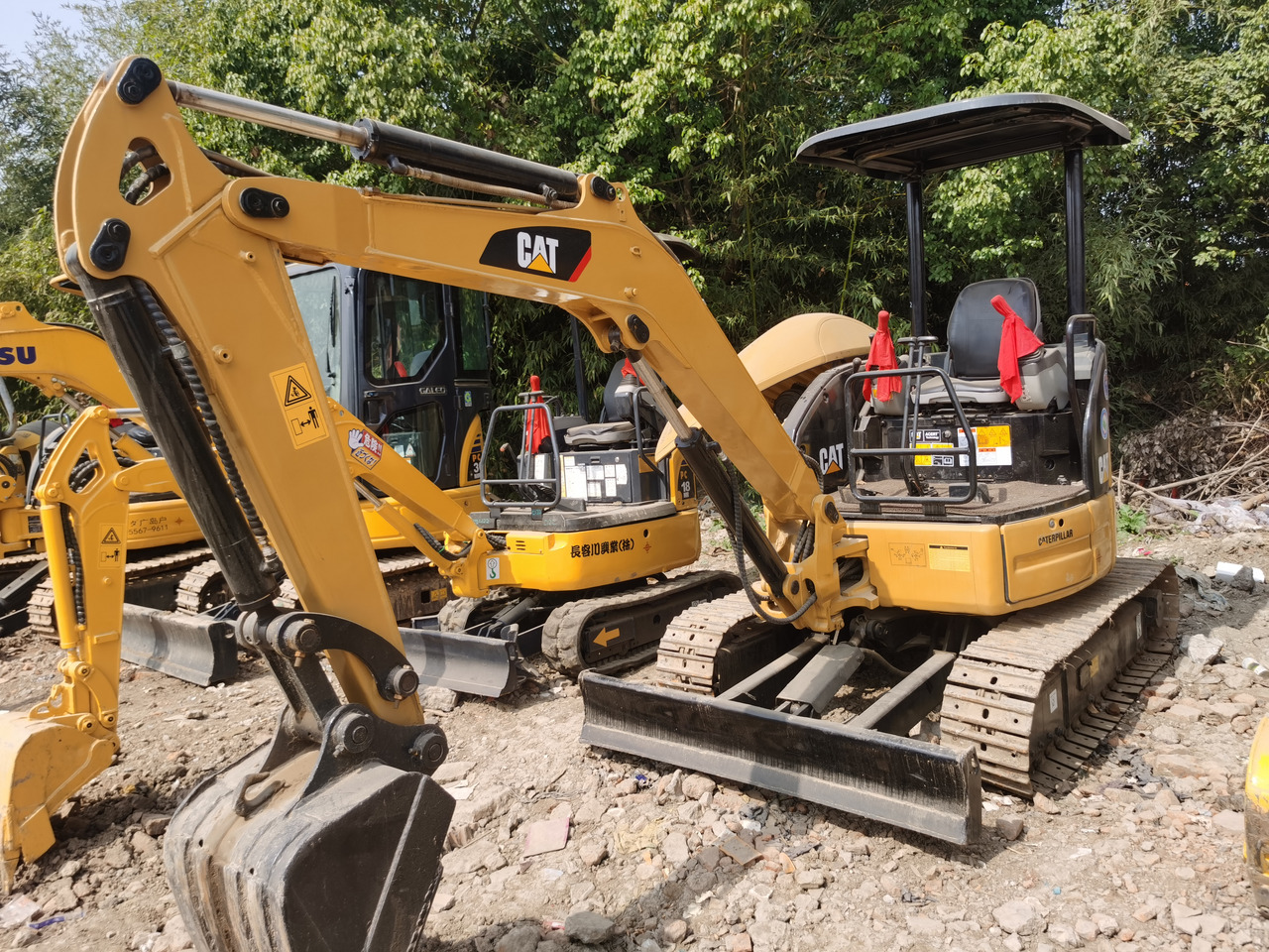 CATERPILLAR 303ECR - Miniekskavaator: pilt 1 CATERPILLAR 303ECR - Miniekskavaator: pilt 1