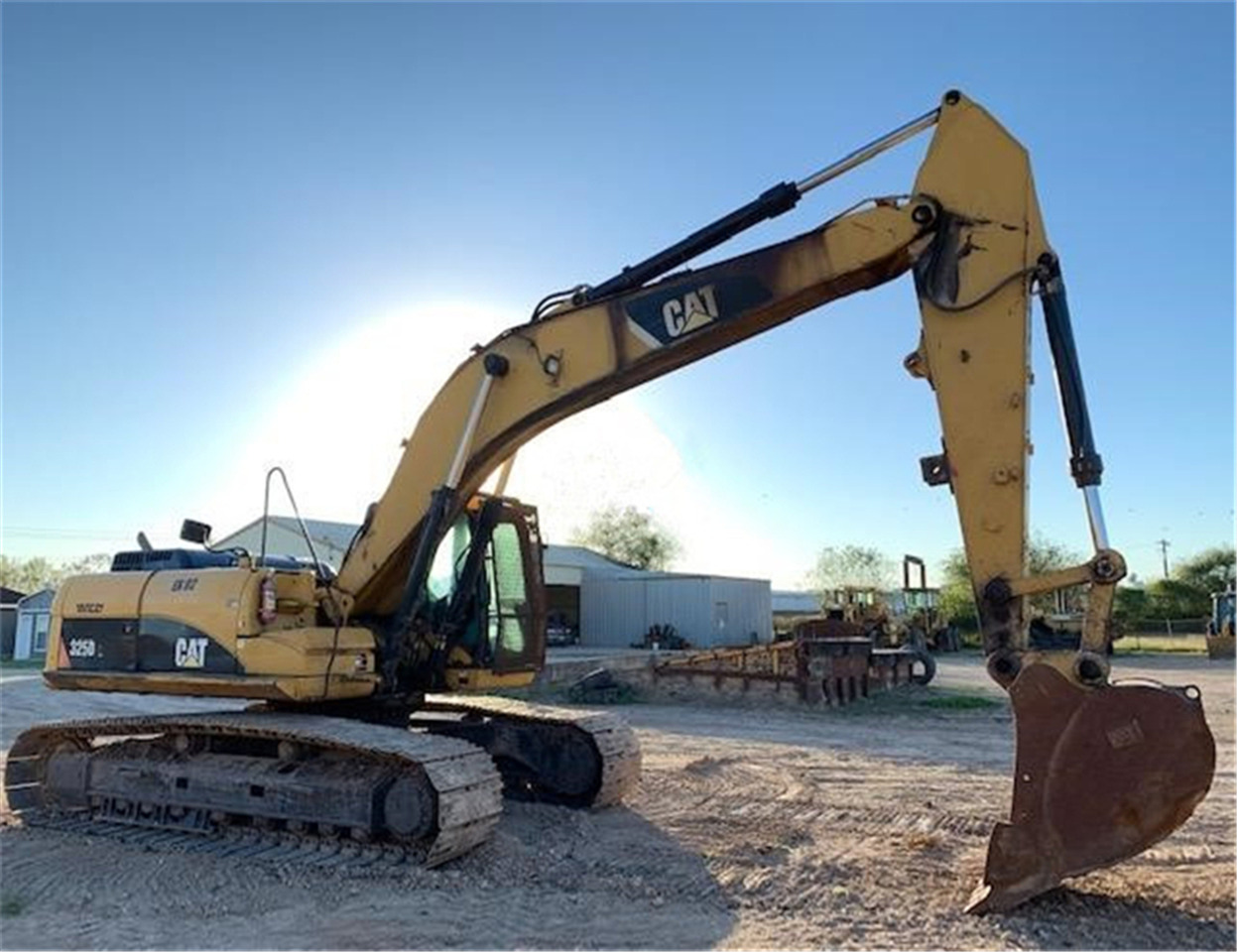 CATERPILLAR 325D - Lintekskavaator: pilt 3 CATERPILLAR 325D - Lintekskavaator: pilt 3