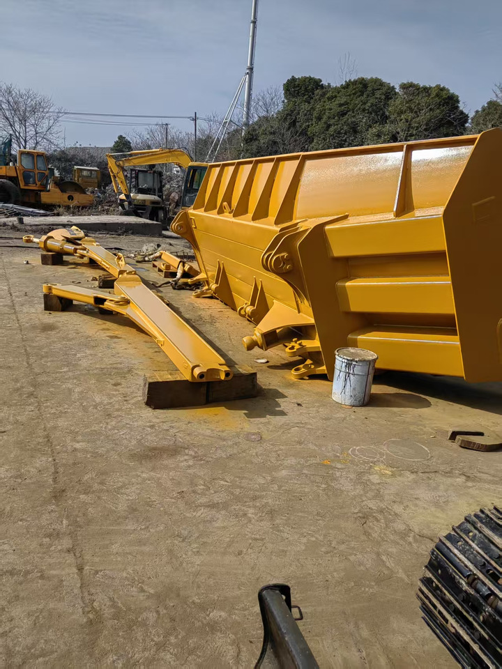 Buldooser CATERPILLAR D8T: pilt 10