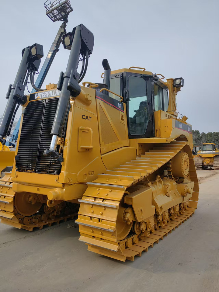 Buldooser CATERPILLAR D8T: pilt 9
