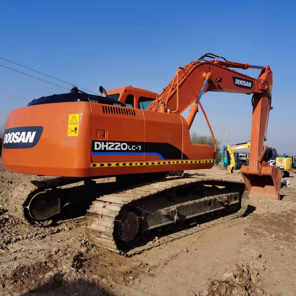 DOOSAN DH220LC-7 - Lintekskavaator: pilt 2 DOOSAN DH220LC-7 - Lintekskavaator: pilt 2