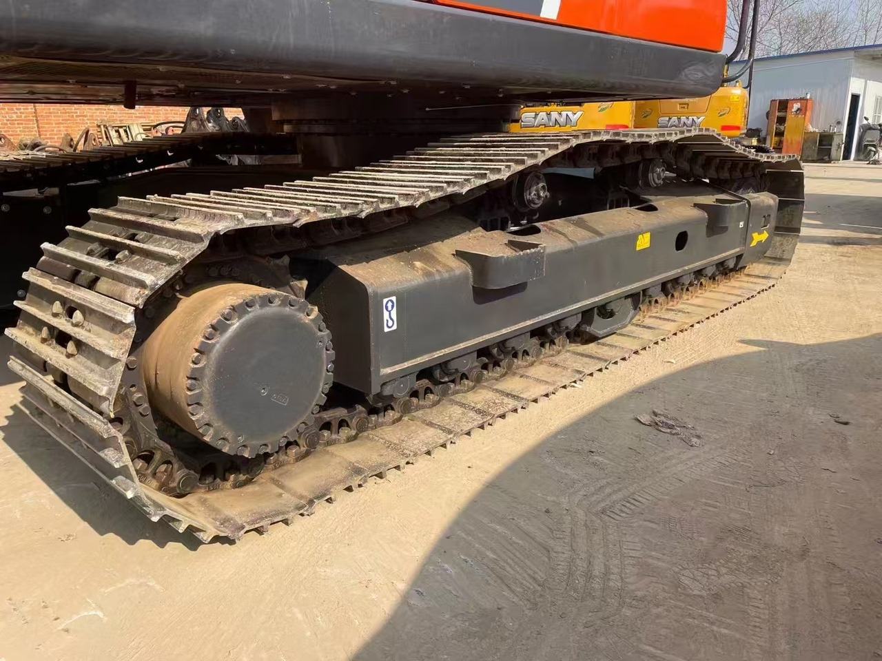 DOOSAN DH225L-9C - Lintekskavaator: pilt 3 DOOSAN DH225L-9C - Lintekskavaator: pilt 3