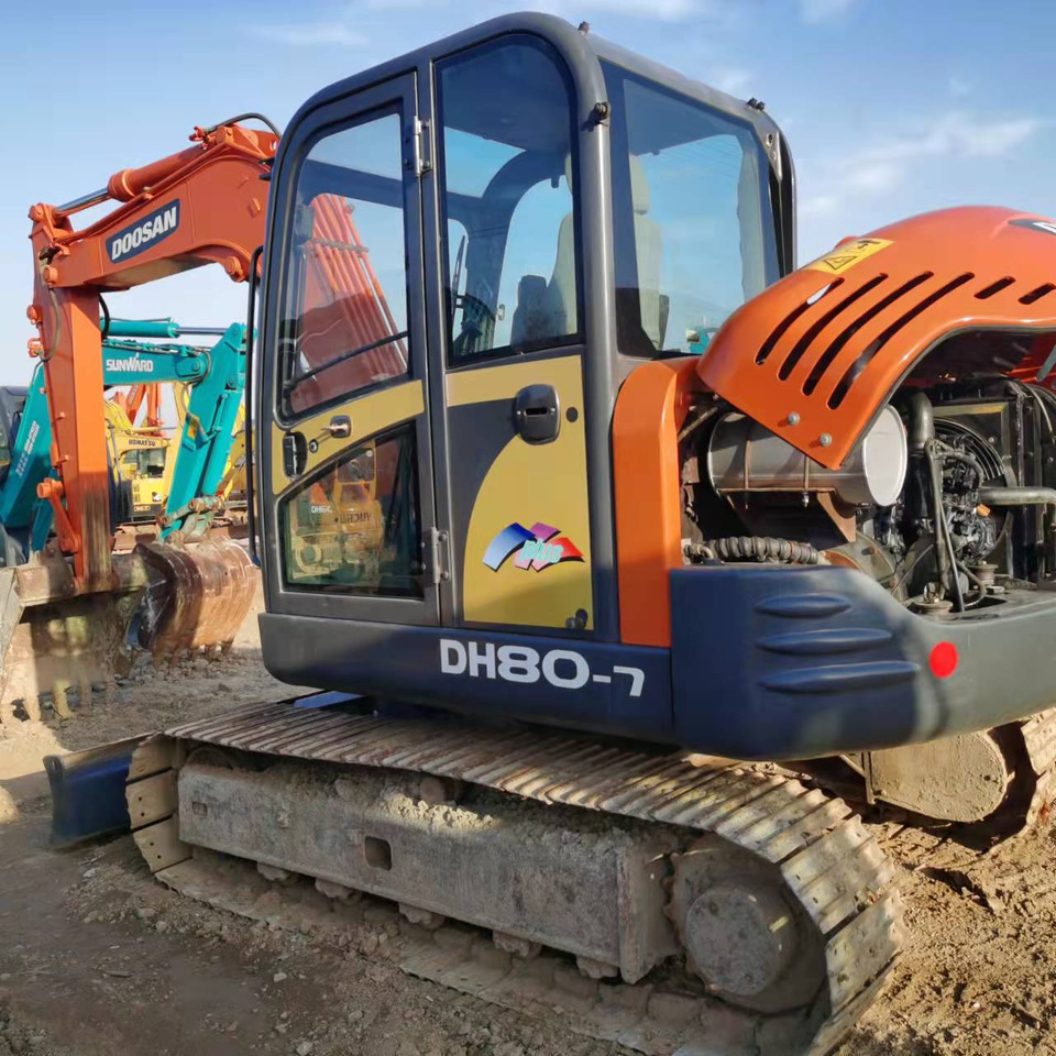 DOOSAN DH80-7 - Lintekskavaator: pilt 3 DOOSAN DH80-7 - Lintekskavaator: pilt 3