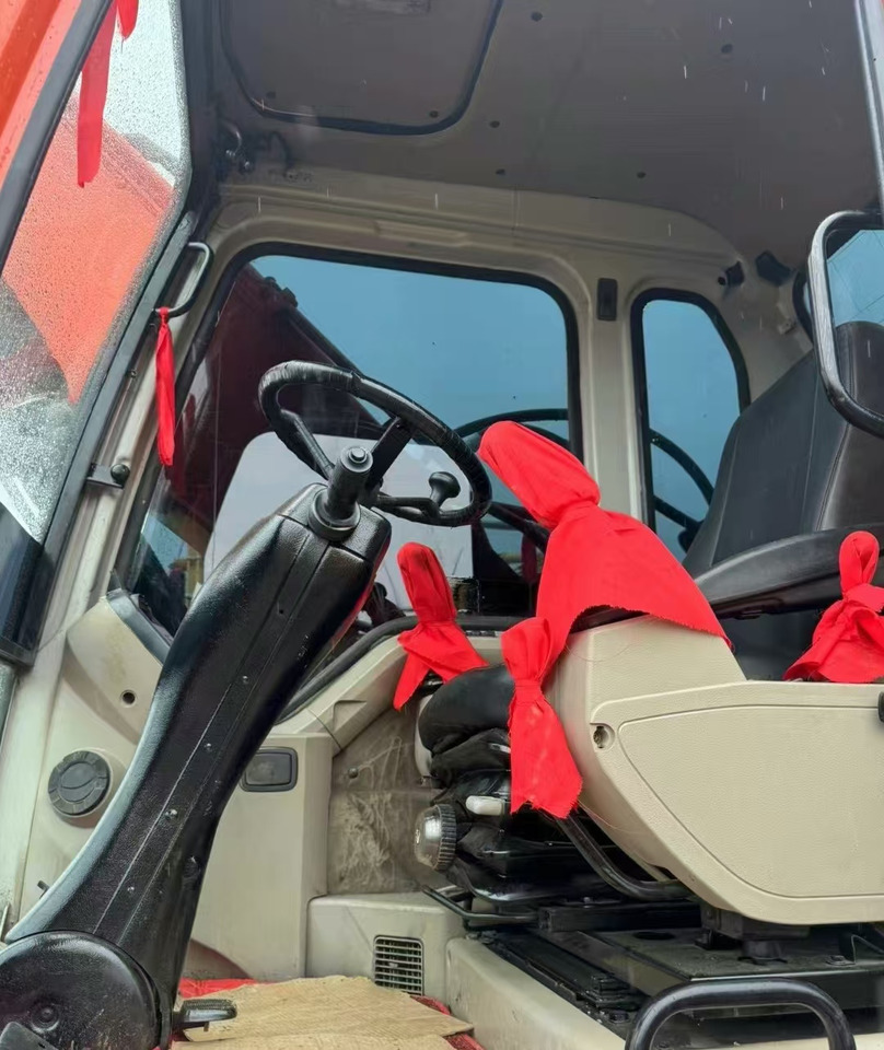 DOOSAN DX150W Wheel Excavator Good Condition - Ratastel ekskavaator: pilt 4 DOOSAN DX150W Wheel Excavator Good Condition - Ratastel ekskavaator: pilt 4