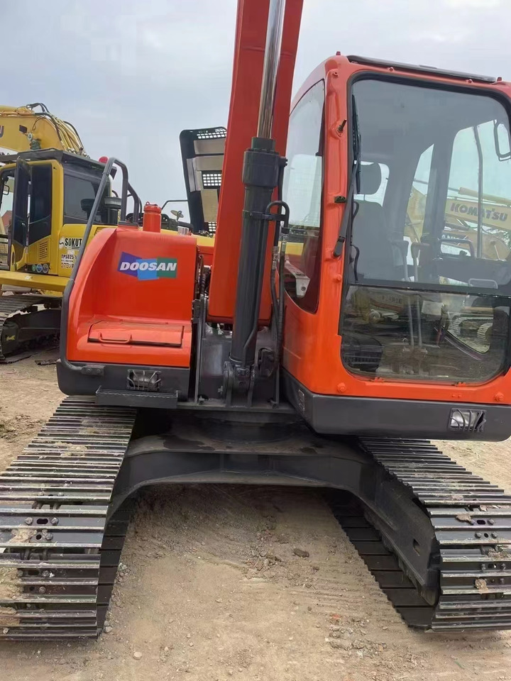 DOOSAN DX80 Mini excavator Excellent condition - Miniekskavaator: pilt 4 DOOSAN DX80 Mini excavator Excellent condition - Miniekskavaator: pilt 4