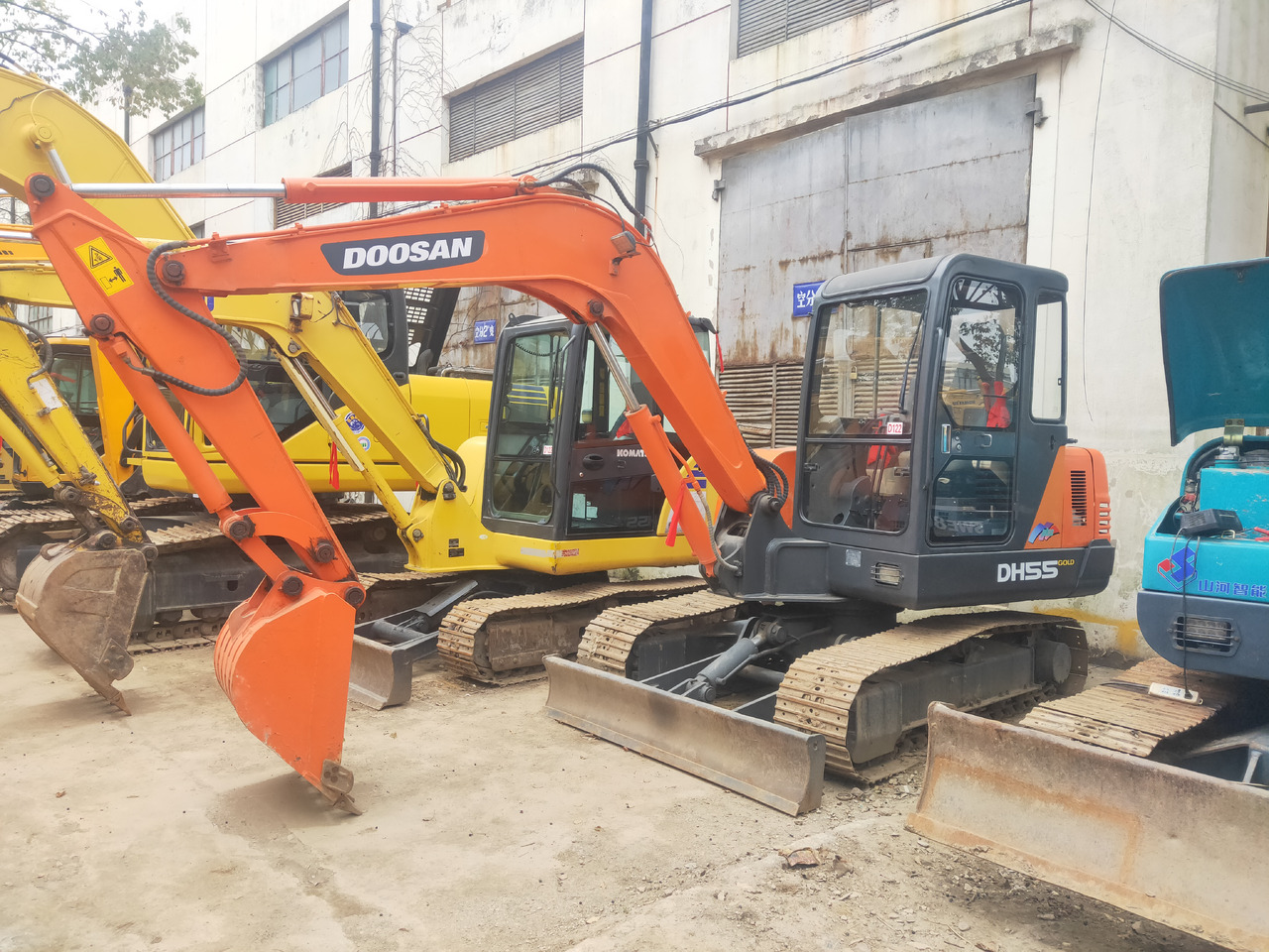 DOOSAN Mini Excavator DH5550 - Miniekskavaator: pilt 2 DOOSAN Mini Excavator DH5550 - Miniekskavaator: pilt 2