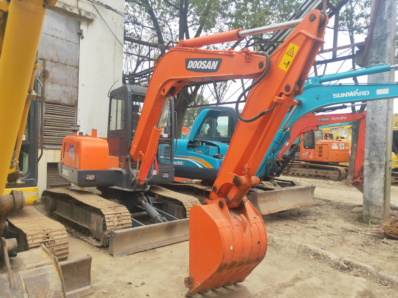 DOOSAN Mini Excavator DH5550 - Miniekskavaator: pilt 4 DOOSAN Mini Excavator DH5550 - Miniekskavaator: pilt 4