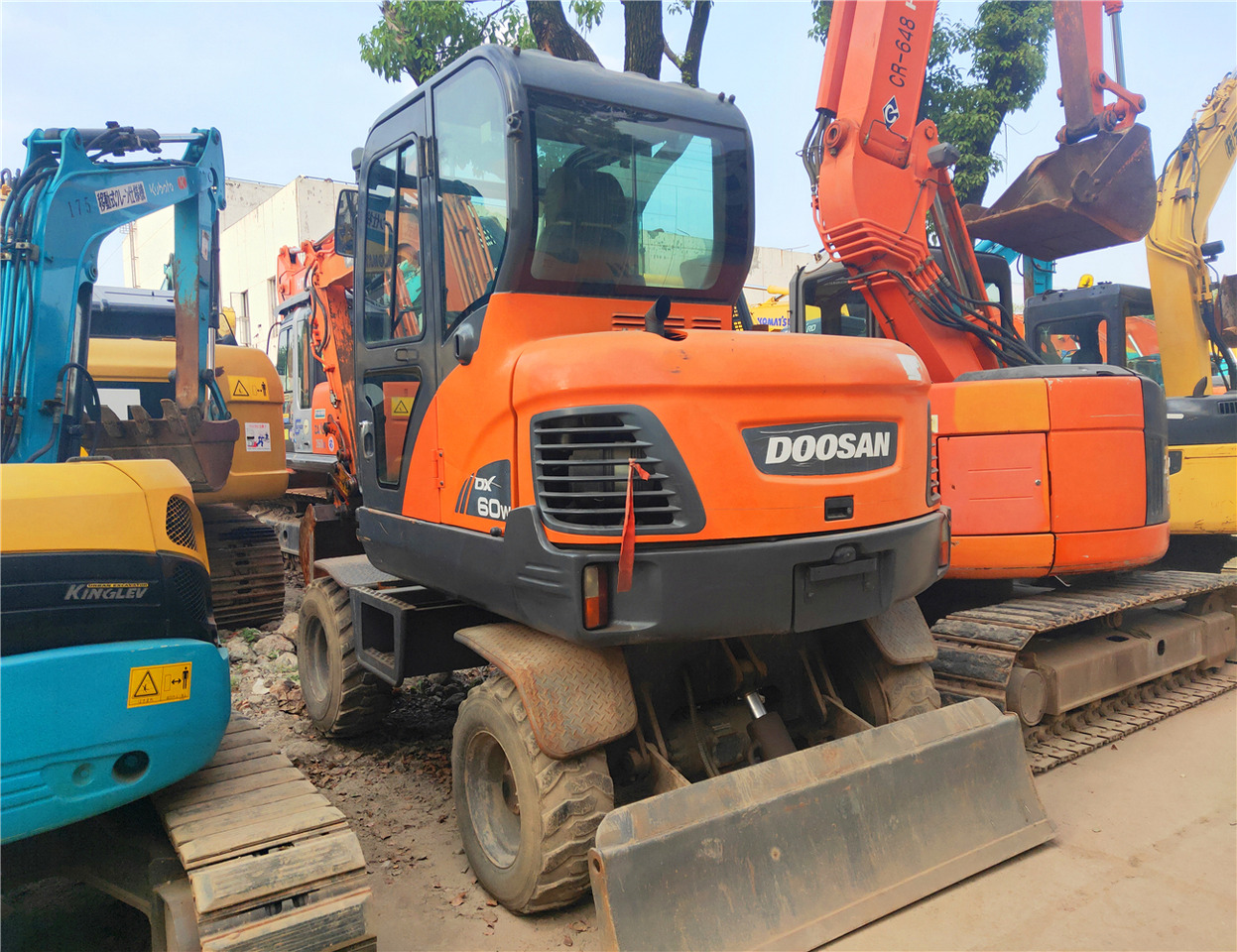 DOOSAN Mini Excavator DX60W Click Here for Discount - Miniekskavaator: pilt 2 DOOSAN Mini Excavator DX60W Click Here for Discount - Miniekskavaator: pilt 2