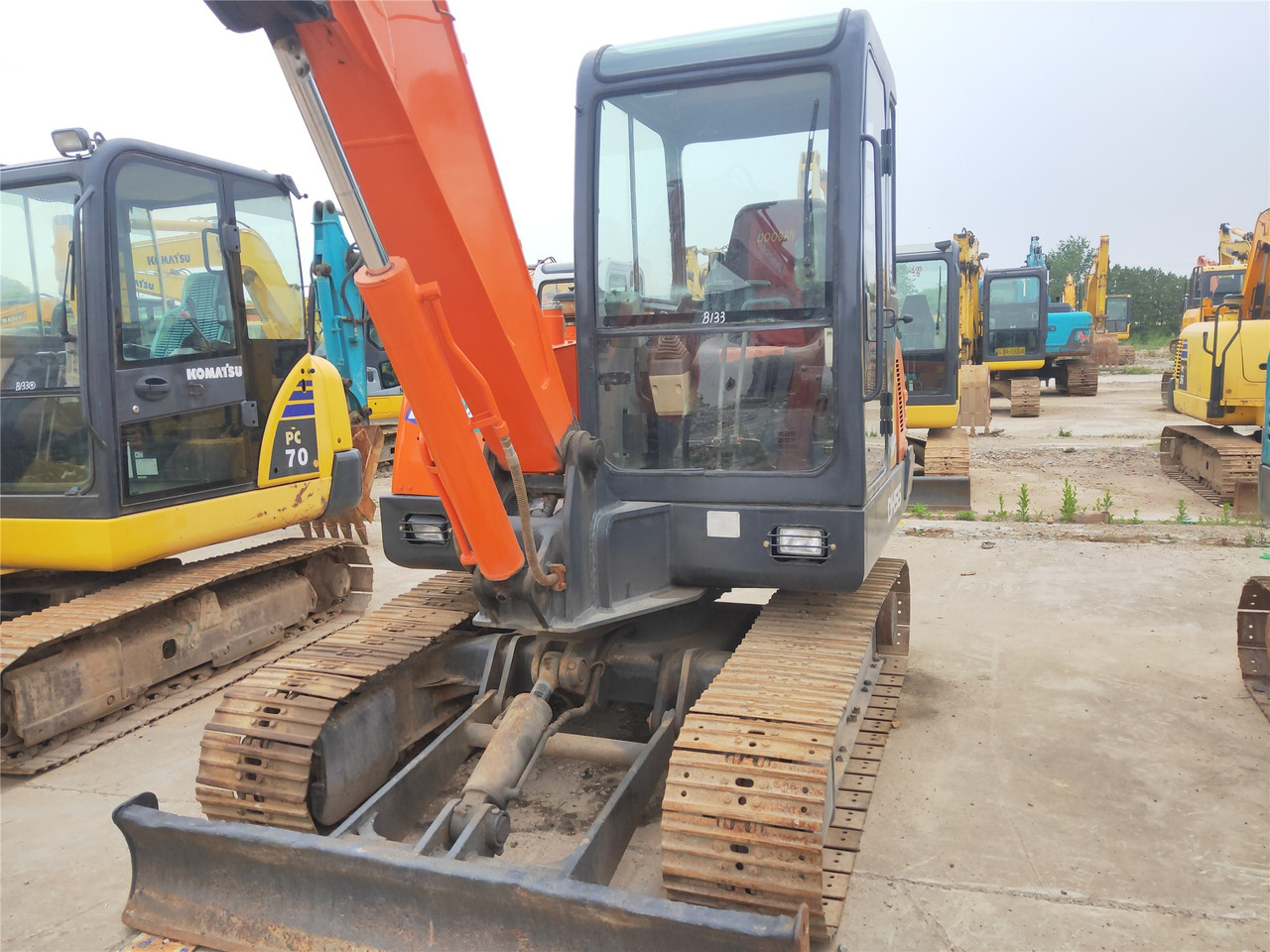 Doosan Crawler Excavator DH55 Good Condition Click for Discount - Lintekskavaator: pilt 4 Doosan Crawler Excavator DH55 Good Condition Click for Discount - Lintekskavaator: pilt 4