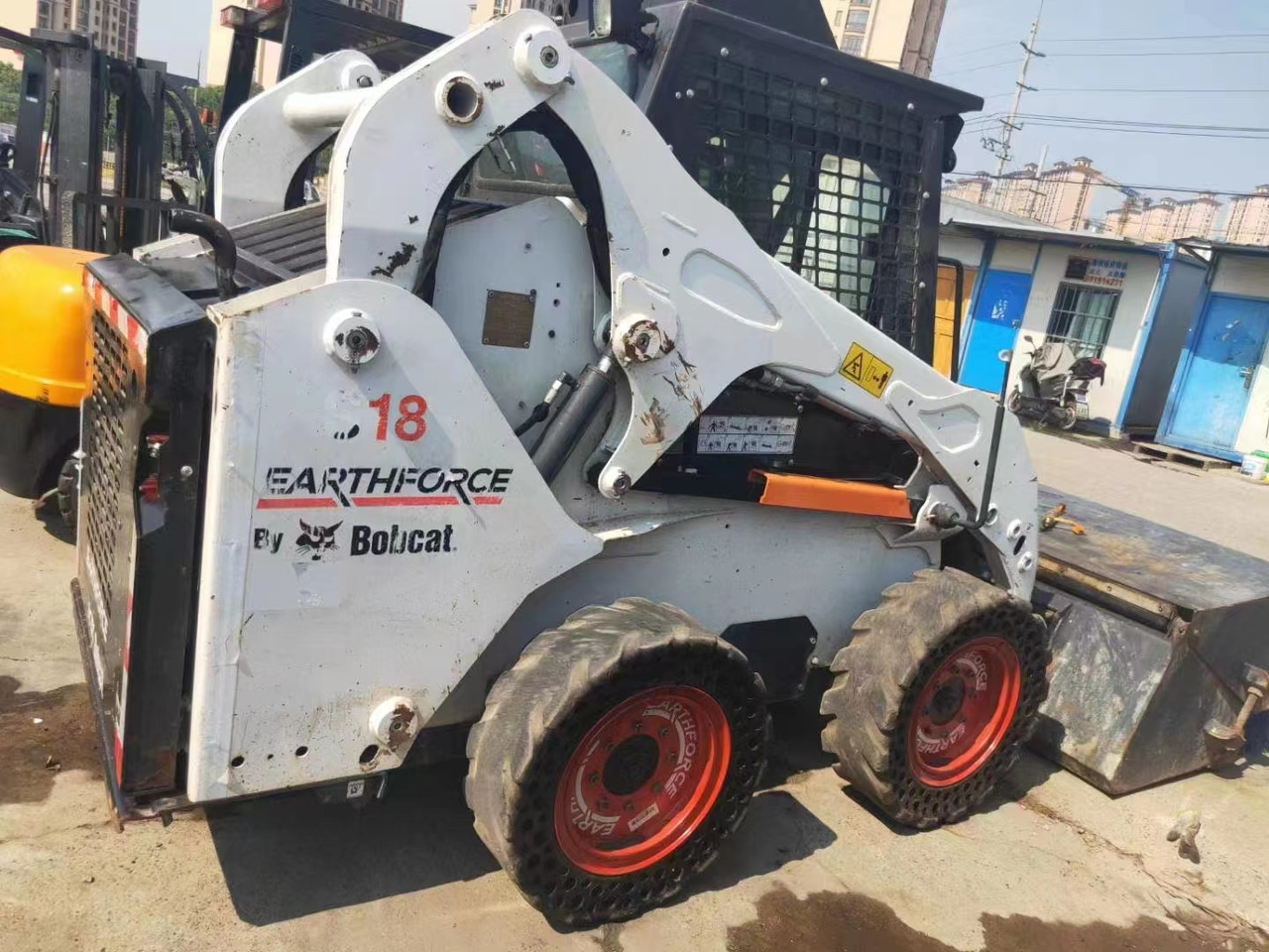 BOBCAT Skid Steer Loader S18 - Ehitusmasinad: pilt 5 BOBCAT Skid Steer Loader S18 - Ehitusmasinad: pilt 5