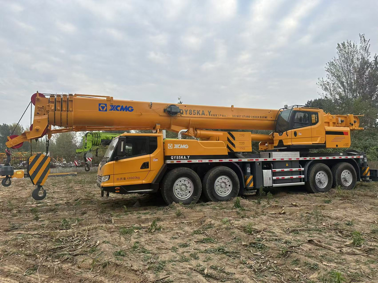 XCMG Crane QY85KAY - Ehitusmasinad: pilt 1 XCMG Crane QY85KAY - Ehitusmasinad: pilt 1