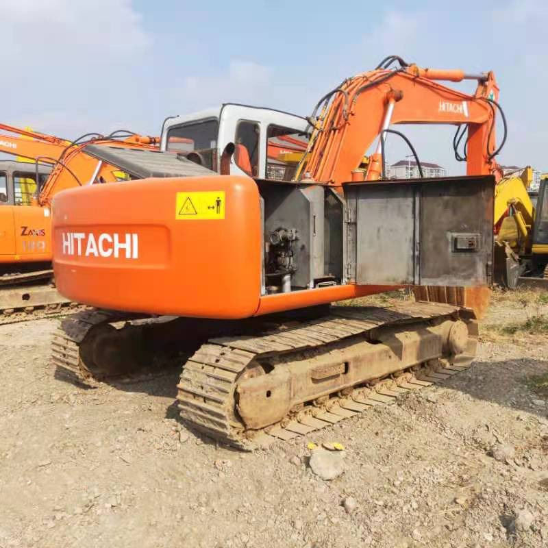 HITACHI EX120-5 - Lintekskavaator: pilt 3 HITACHI EX120-5 - Lintekskavaator: pilt 3
