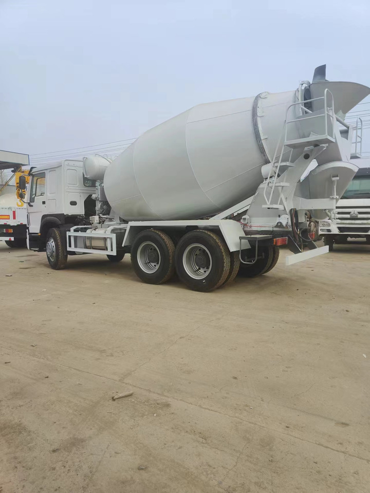 HOWO 375 Cement Mixer Truck 6*4 - Autobetoonisegisti: pilt 4 HOWO 375 Cement Mixer Truck 6*4 - Autobetoonisegisti: pilt 4