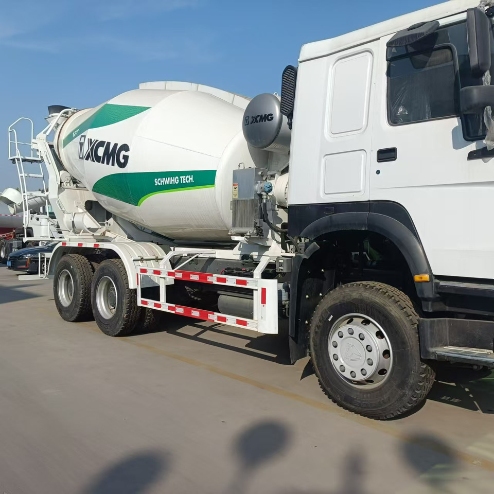HOWO 6*4 Cement Mixer Truck - Autobetoonisegisti: pilt 3 HOWO 6*4 Cement Mixer Truck - Autobetoonisegisti: pilt 3
