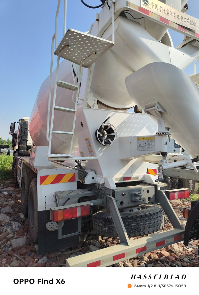 HOWO HaoHan N5G Cement Mixer Truck - Autobetoonisegisti: pilt 3 HOWO HaoHan N5G Cement Mixer Truck - Autobetoonisegisti: pilt 3