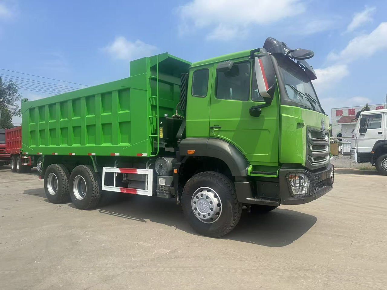 HOWO Haohan 6✖4 Dump Truck Green - Kasti veoauto: pilt 2 HOWO Haohan 6✖4 Dump Truck Green - Kasti veoauto: pilt 2