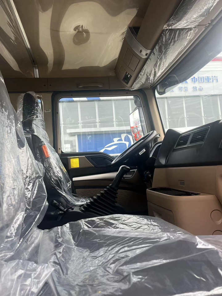 HOWO TX350 Cement Mixer Truck - Autobetoonisegisti: pilt 4 HOWO TX350 Cement Mixer Truck - Autobetoonisegisti: pilt 4