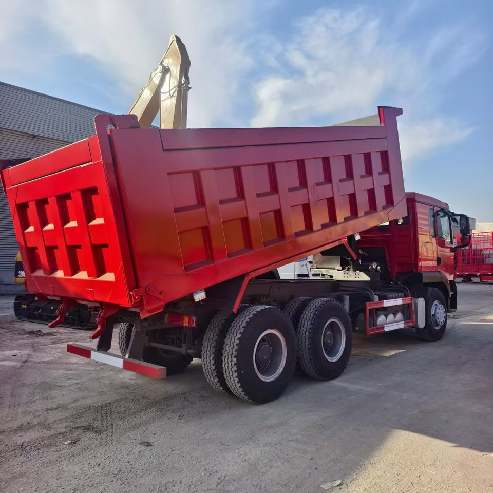 HOWO TX380 6X4 - Kallurauto: pilt 1 HOWO TX380 6X4 - Kallurauto: pilt 1