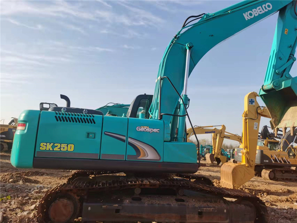 KOBELCO SK250-8 - Lintekskavaator: pilt 4 KOBELCO SK250-8 - Lintekskavaator: pilt 4