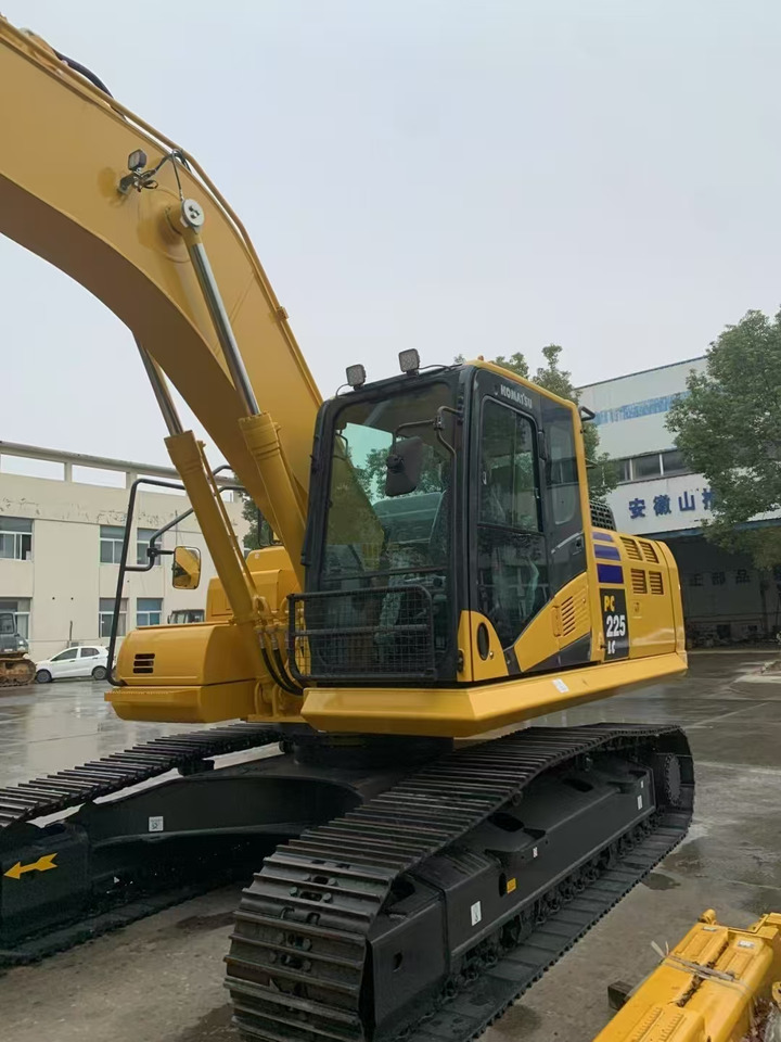 KOMATSU Crawler Excavator PC225 New - Lintekskavaator: pilt 1 KOMATSU Crawler Excavator PC225 New - Lintekskavaator: pilt 1