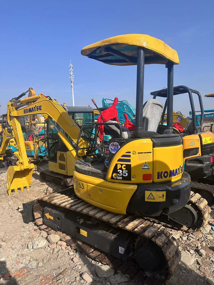 KOMATSU Mini Excavator Pc35 With Open Cab - Miniekskavaator: pilt 2 KOMATSU Mini Excavator Pc35 With Open Cab - Miniekskavaator: pilt 2