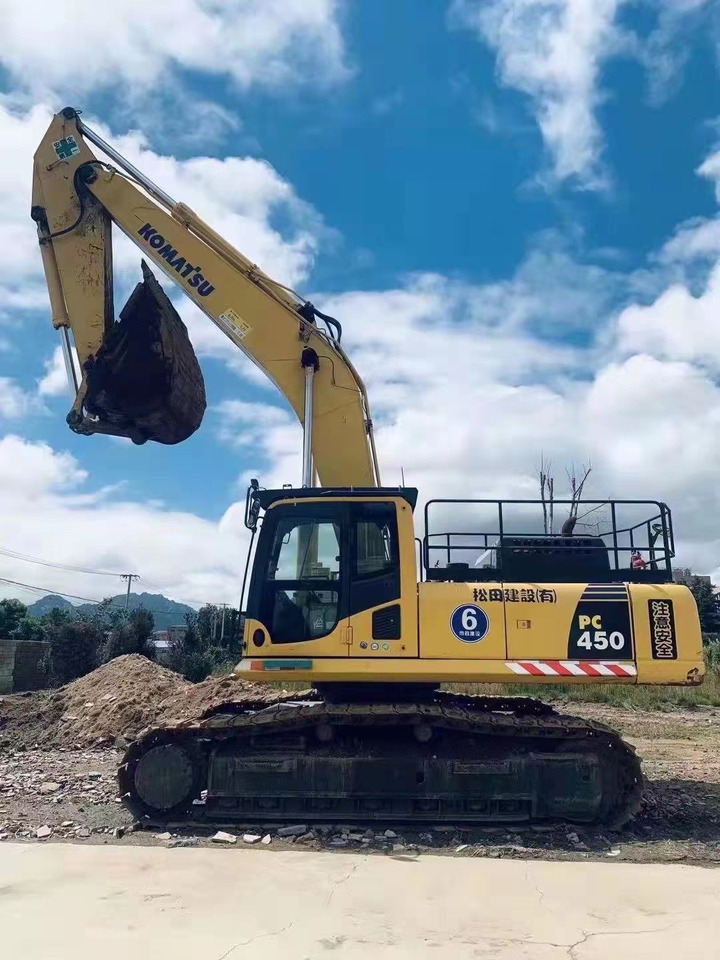 KOMATSU PC450-8 - Lintekskavaator: pilt 1 KOMATSU PC450-8 - Lintekskavaator: pilt 1
