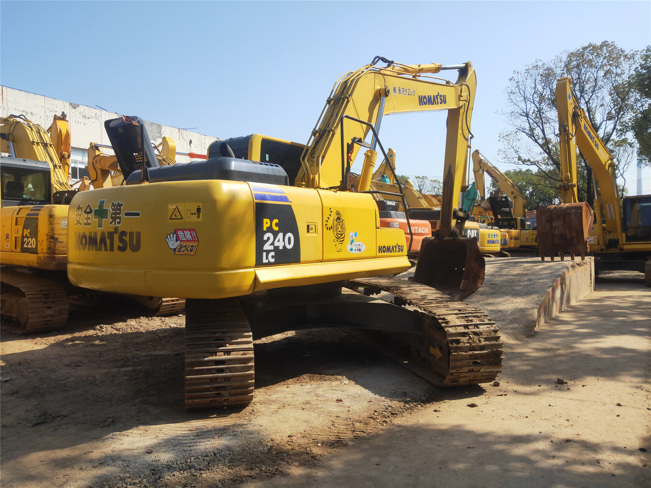 Komatsu Crawler Excavator PC240-8 - Lintekskavaator: pilt 2 Komatsu Crawler Excavator PC240-8 - Lintekskavaator: pilt 2