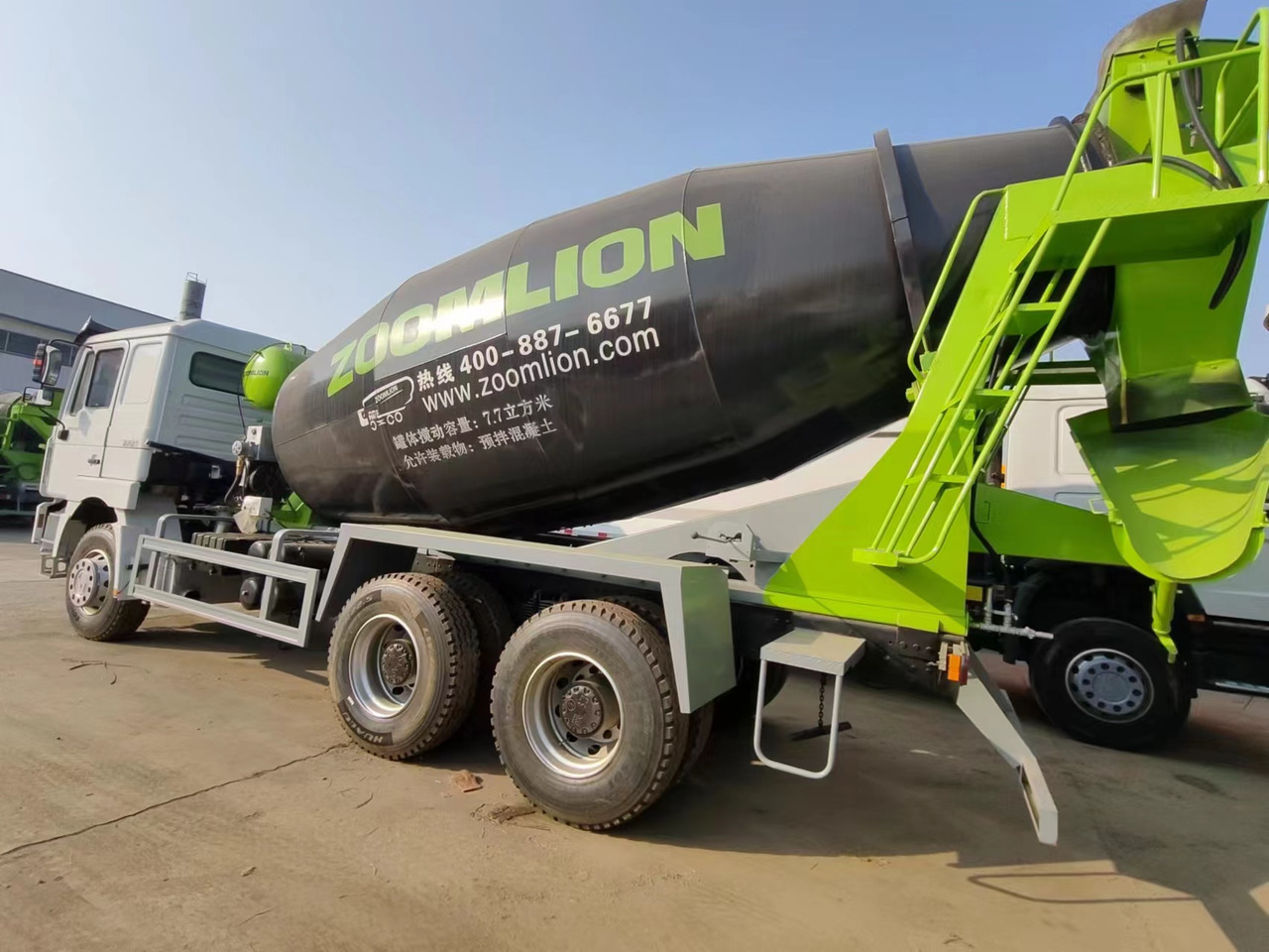 SINOTRUK HOWO 371 CLICK HERE FOR DISCOUNT - Autobetoonisegisti: pilt 1 SINOTRUK HOWO 371 CLICK HERE FOR DISCOUNT - Autobetoonisegisti: pilt 1