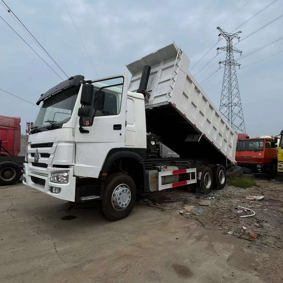 SINOTRUK HOWO 6x4 Dump Truck Click for Discount - Kallurauto: pilt 4 SINOTRUK HOWO 6x4 Dump Truck Click for Discount - Kallurauto: pilt 4