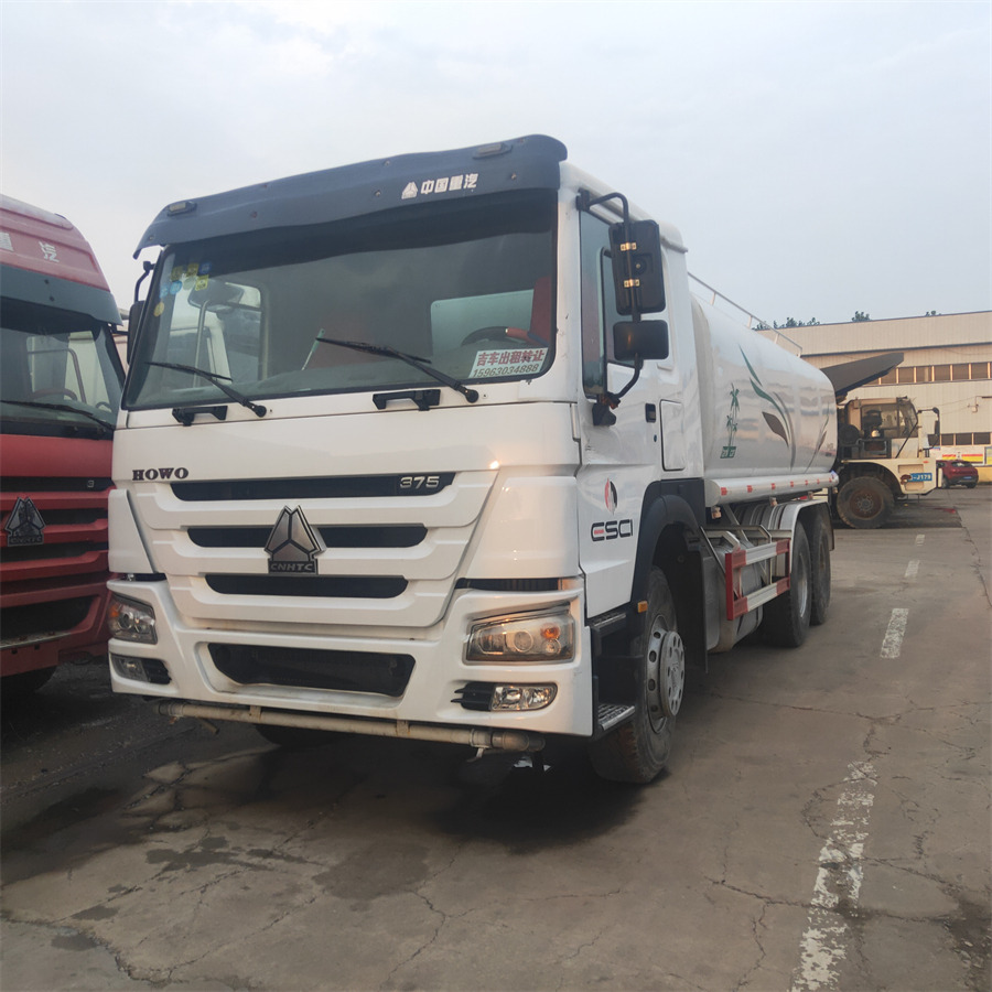 SINOTRUK HOWO375 - Tsisternauto: pilt 2 SINOTRUK HOWO375 - Tsisternauto: pilt 2