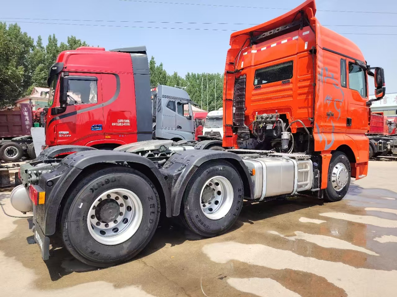 SINOTRUK SITRAK C7 Truck Head 6x4 direct supplier - Sadulveok: pilt 4 SINOTRUK SITRAK C7 Truck Head 6x4 direct supplier - Sadulveok: pilt 4