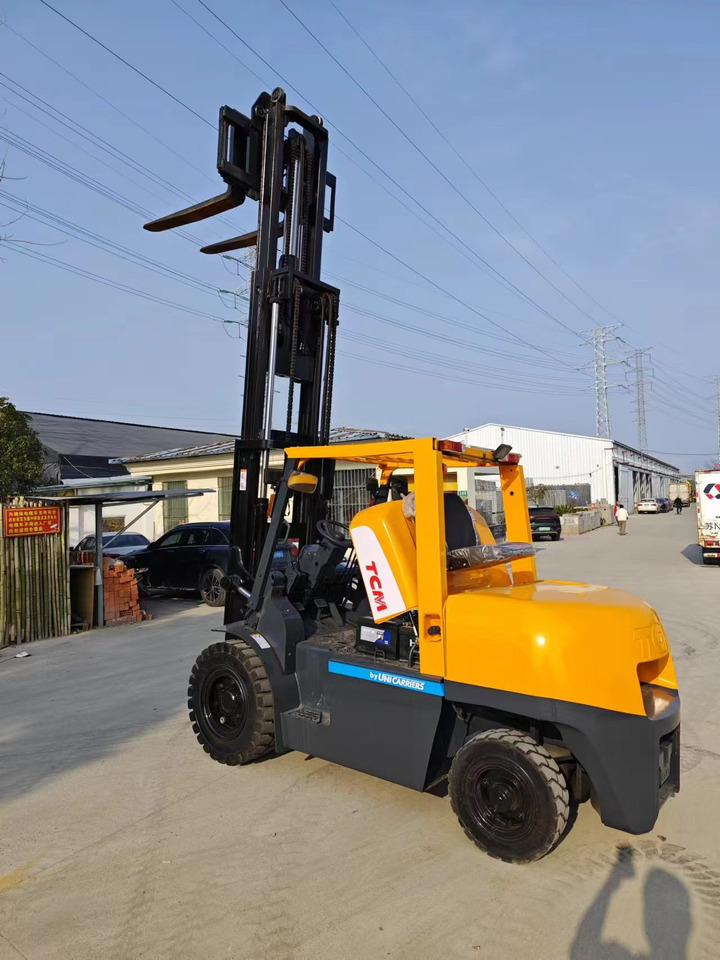 TCM FD30 CLICK HERE FOR DISCOUNT - Diiseltõstuk: pilt 2 TCM FD30 CLICK HERE FOR DISCOUNT - Diiseltõstuk: pilt 2