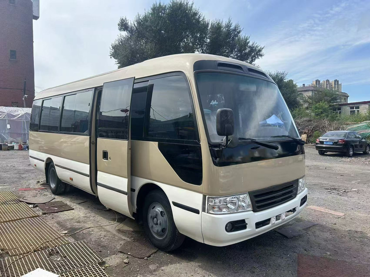 TOYOTA 1HZ CLICK HERE FOR DISCOUNT - Linnaliini buss: pilt 2 TOYOTA 1HZ CLICK HERE FOR DISCOUNT - Linnaliini buss: pilt 2