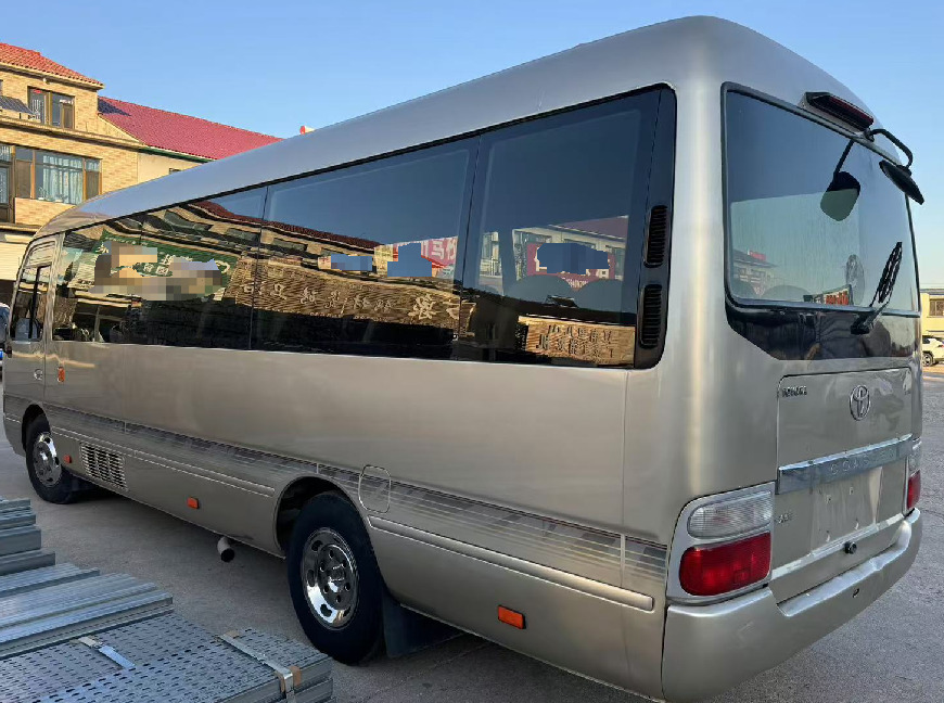 TOYOTA Coaster 1HZ - Linnaliini buss: pilt 4 TOYOTA Coaster 1HZ - Linnaliini buss: pilt 4