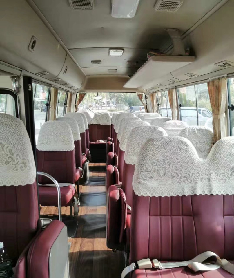 TOYOTA Coaster Bus 30 Seats Click Here for Discount - Kaugsõidu buss: pilt 2 TOYOTA Coaster Bus 30 Seats Click Here for Discount - Kaugsõidu buss: pilt 2