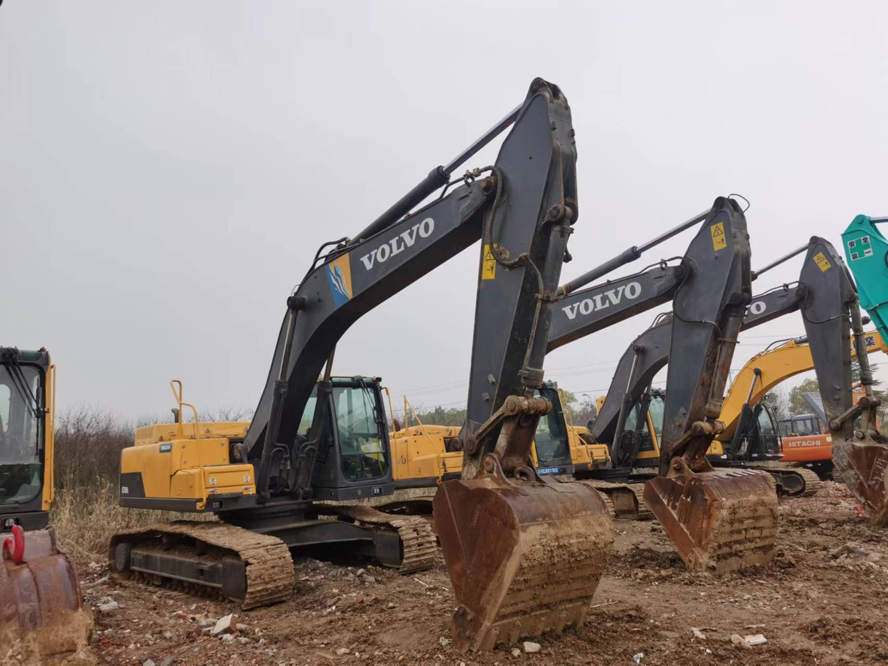 VOLVO EC250D - Lintekskavaator: pilt 2 VOLVO EC250D - Lintekskavaator: pilt 2