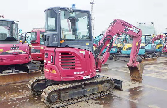 YANMAR VIO30 - Miniekskavaator: pilt 1 YANMAR VIO30 - Miniekskavaator: pilt 1