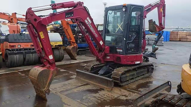 YANMAR VIO30 - Miniekskavaator: pilt 4 YANMAR VIO30 - Miniekskavaator: pilt 4