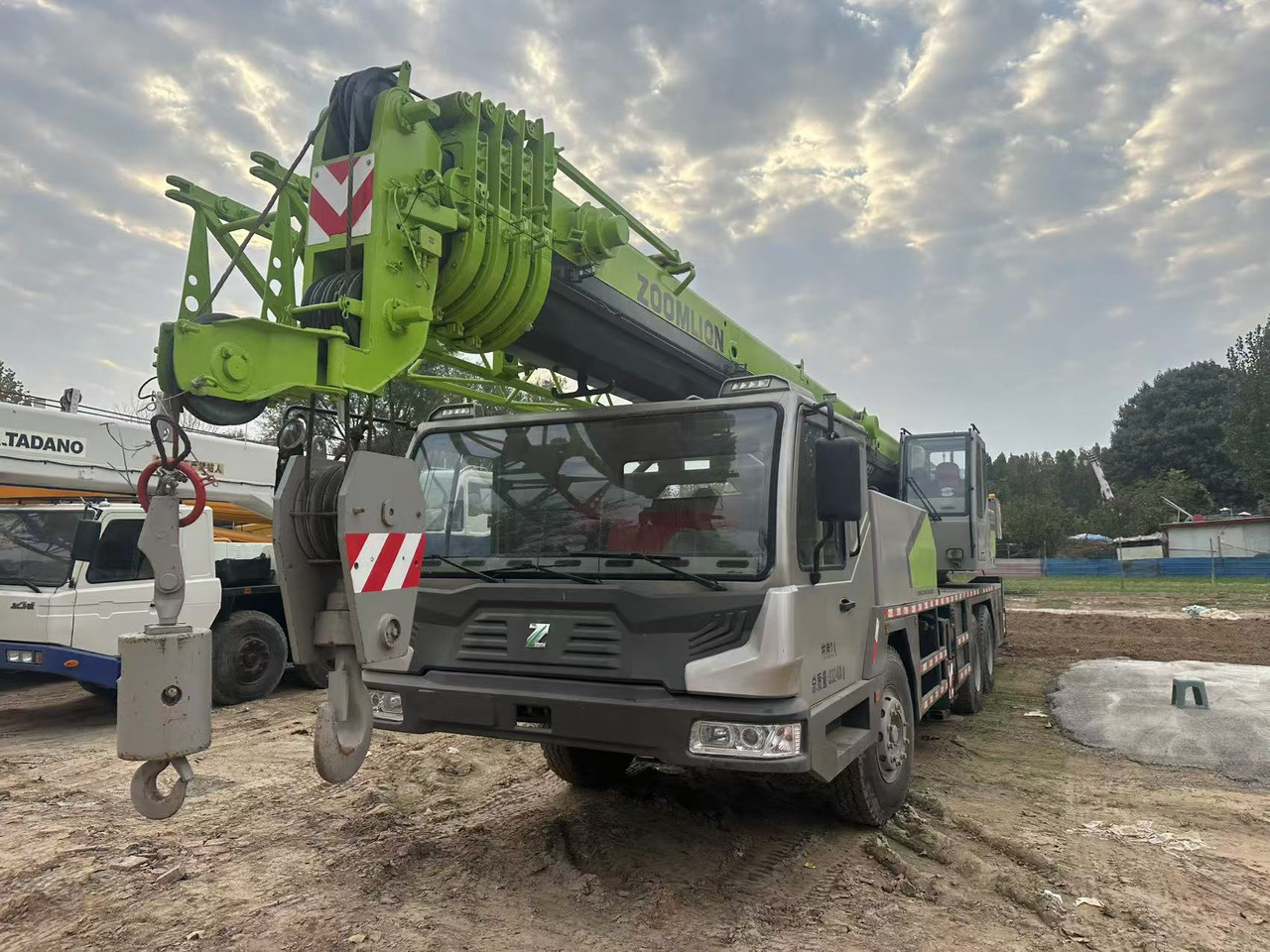 ZOOMLION Crane ZTC251V 25Ton - Maastikukraana: pilt 1 ZOOMLION Crane ZTC251V 25Ton - Maastikukraana: pilt 1